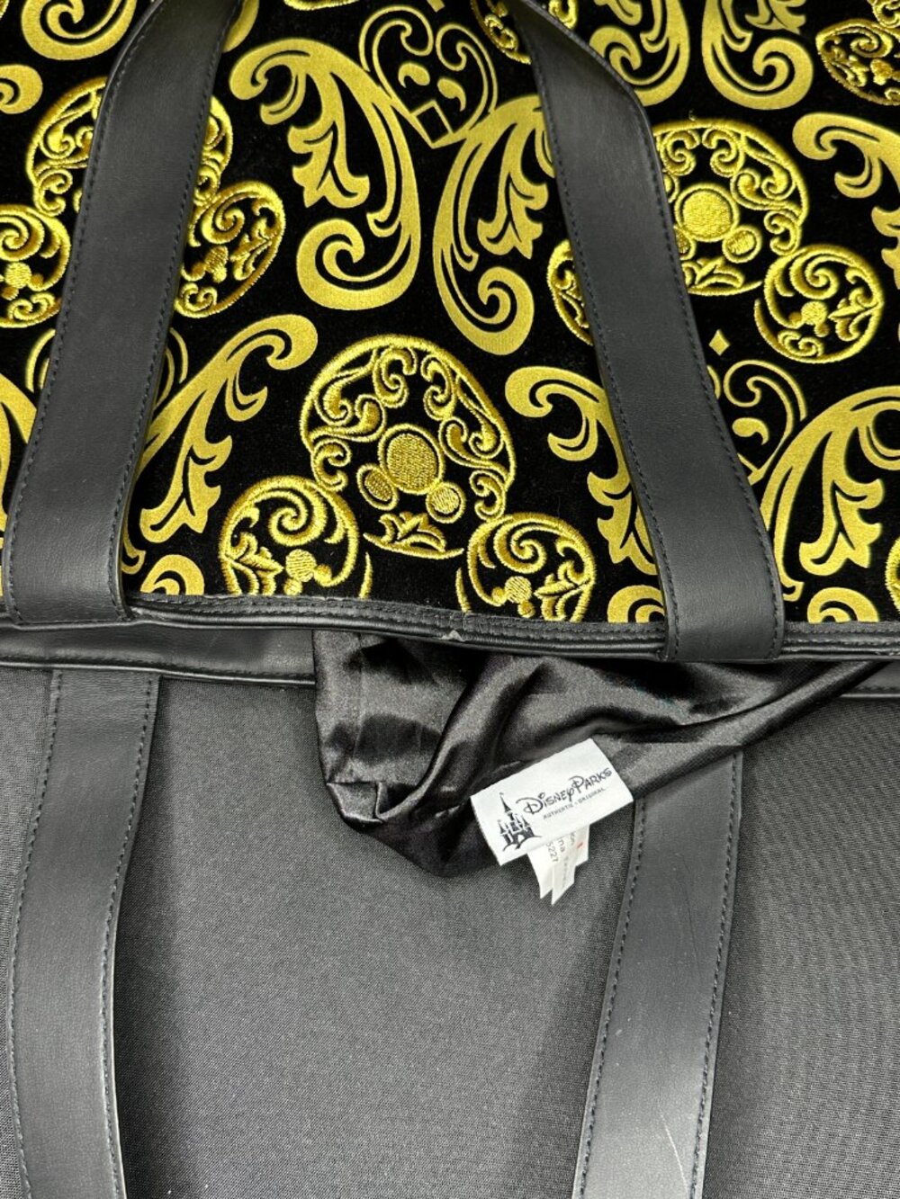 NWOT Disney Parks Original Mickey Mouse Large Purse/Tote Baroque Filigree Velvet - Picture 5 of 9